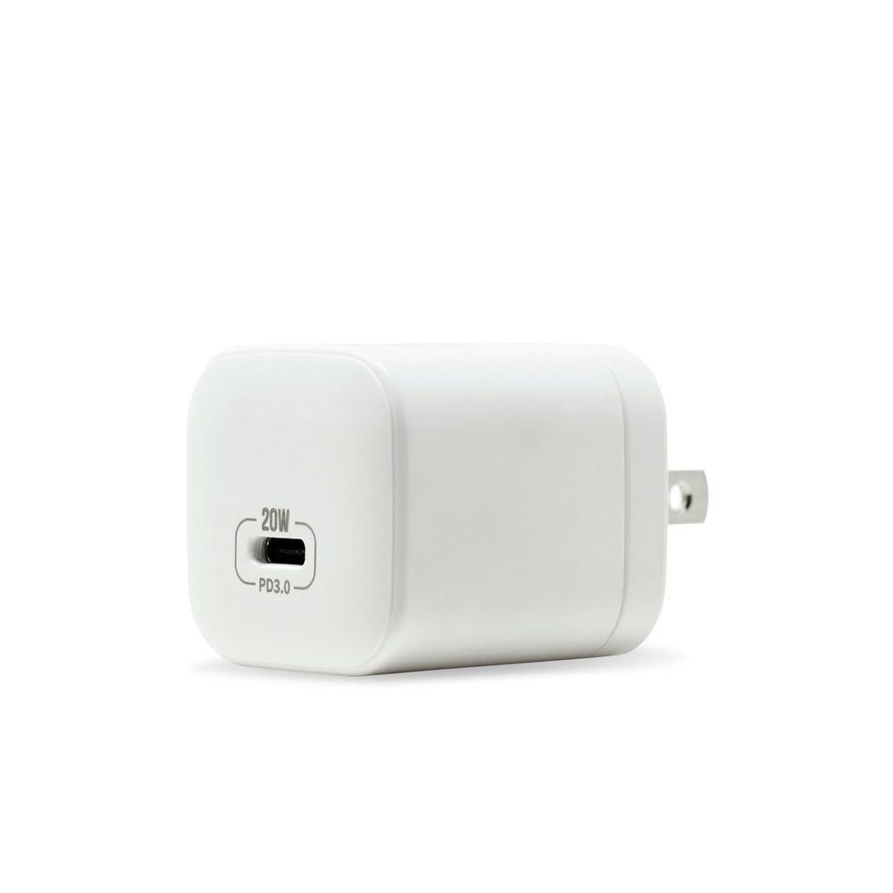 ChargingPlug_US_4x4_PerspectiveBack